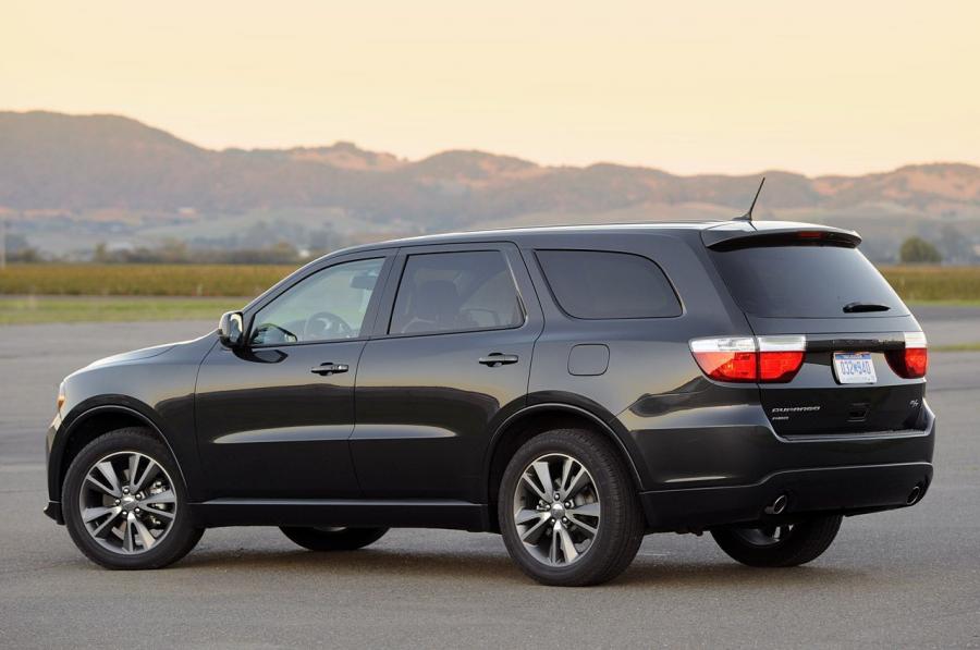  Dodge Durango R/T 2011 года  (фото 3 из 54)